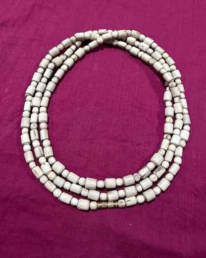 Original 3 Round Tulsi Kanthi Mala with Round and Cylindrical Beads showcasing its distinctive bead combination